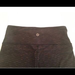 Size 4 lululemon crop leggings